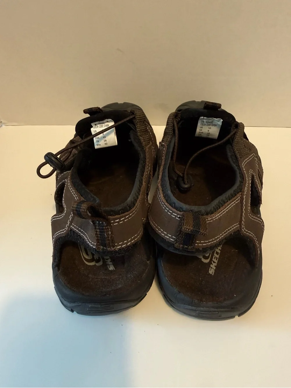 Skechers brown hiking fisherman sandals rugged outdoor men’s 10
